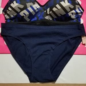 NWT-Victoria's Secret PINK  Sports Bra/set- Medium